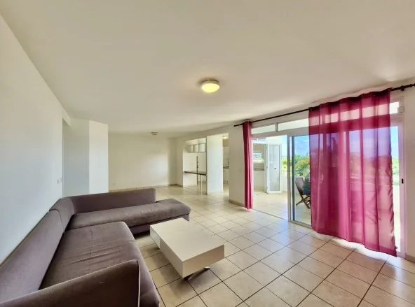 FAAA / DEBUT PAMATAI... LOUE APPT T3 DE 80 m2 + TERRASSE 15 m2
