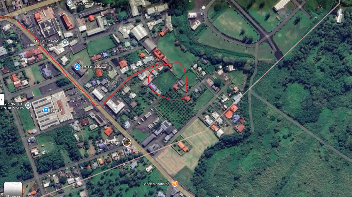 TERRAIN 1385 M² A VENDRE NU