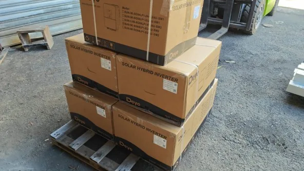 NEUF – Kits solaires hybrides avec batterie en option ☀️🔋