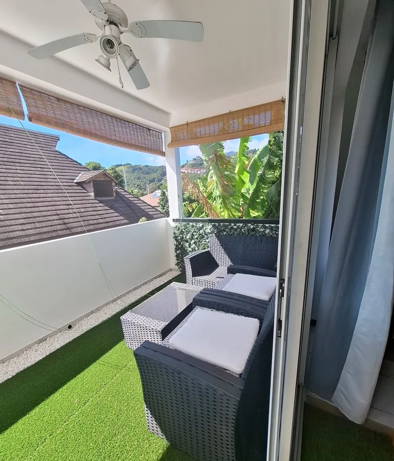 Appartement Rénové a deux pas du lagon