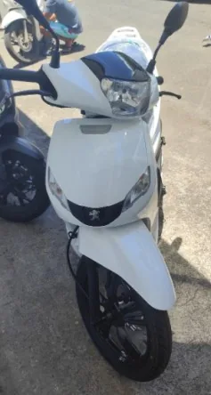 loue tweet scooter 50cc