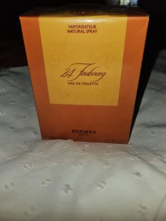 A VENDRE PARFUM HERMÈS A 16 000frs NEUF  MON VINI 87 01 64 32