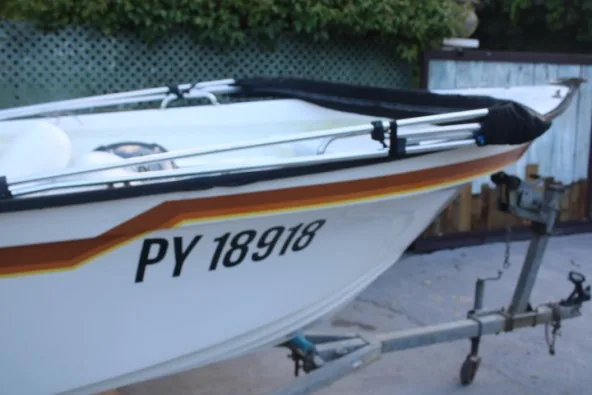 Bateau 17 pieds 115cv 4T Yamaha avec 40h