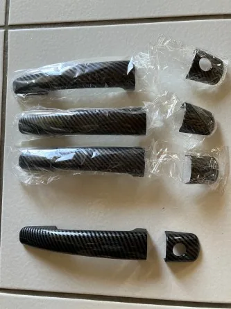 A vendre Kit couvercle  poignée de porte Peugeot Partner 2009 à 2018 Chromé ou carbone
