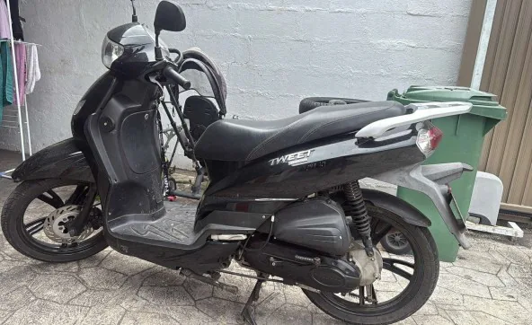VENDS UN SCOOTER TWEET 50