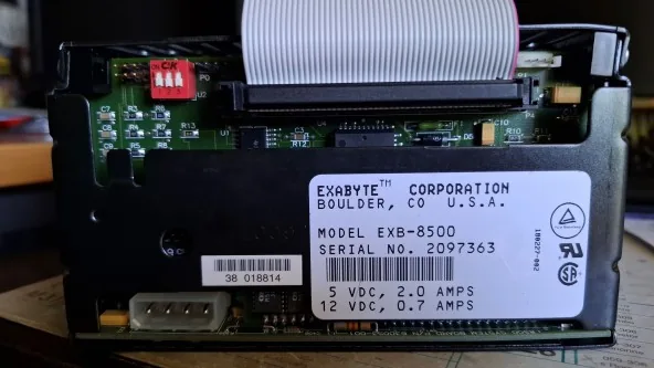 Lecteur de bande magnétique Exabyte EXB-8500 5 / 10 GB