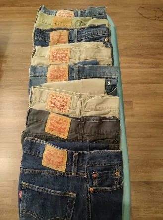 Pantalons Levis modèle 550 taille W30 L30