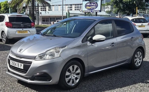 PEUGEOT 208 LIKE SOCIETE 2 PLACES