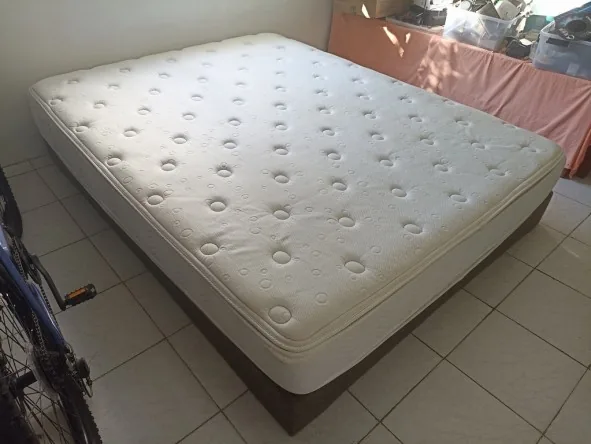 Vends meubles/ électroménager/ordi/ cause déménagement