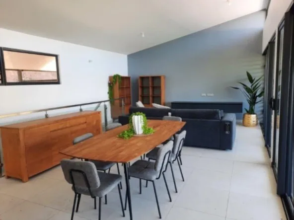 Faa'a maison F3 avec vue sur la mer Réf : 2026/032