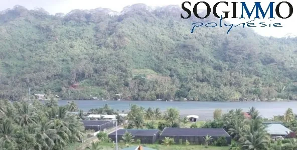 AR - EN EXCLUSIVITÉ A TAHAA, À VENDRE TERRAIN AVEC VUE