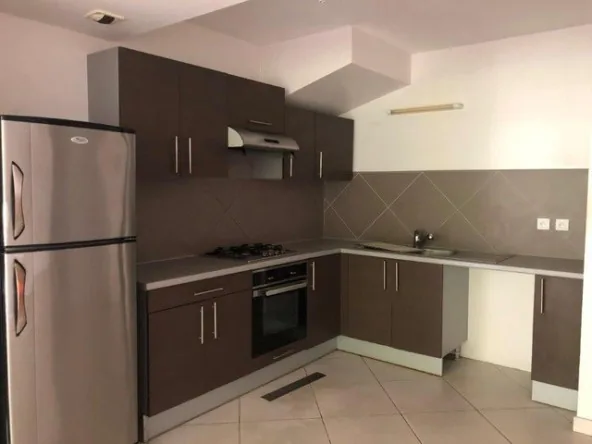 Beau F3 meublé en Duplex PUNAAUIA Piscine et salle de sport