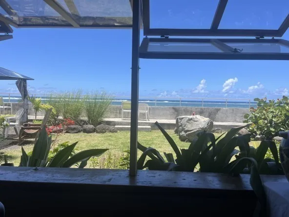 PAPARA PROPRIÉTÉ EXCEPTIONNELLE EN BORD DE MER - VM22497