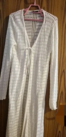 Robe de plage blanche