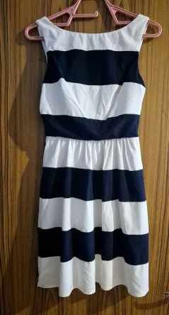 Jolie robe marinière Small