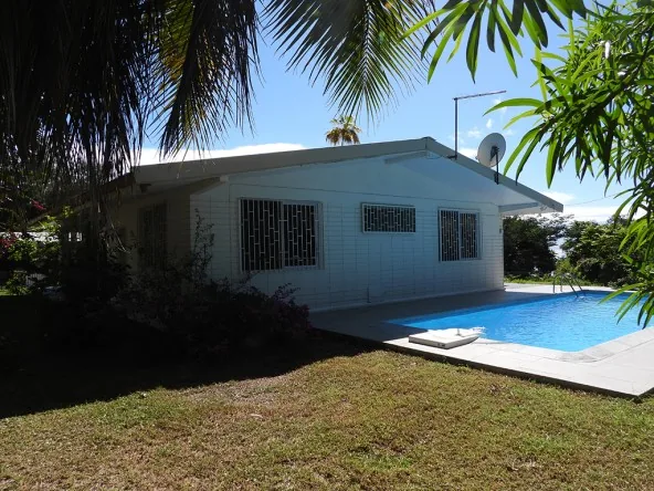OL - PAMATAI MAISON F5 AVEC PISCINE