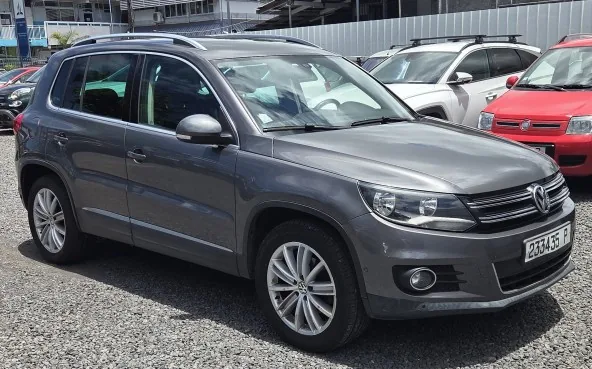 VOLKSWAGEN TIGUAN 4X4